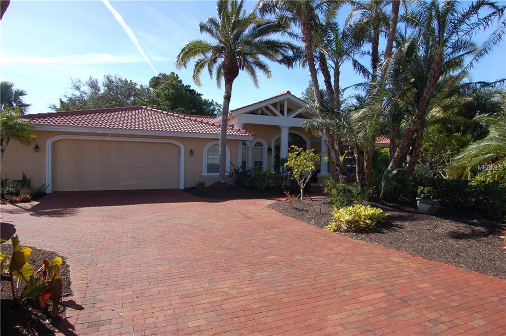 589 FLAMINGO DRIVE, VENICE, Florida 34285, 3 Bedrooms Bedrooms, 9 Rooms Rooms,2 BathroomsBathrooms,Residential,For sale,FLAMINGO,N5916147