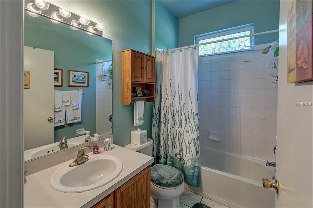 5504 47TH COURT E, BRADENTON, Florida 34203, 3 Bedrooms Bedrooms, 8 Rooms Rooms,2 BathroomsBathrooms,Residential,For sale,47TH,A4208982