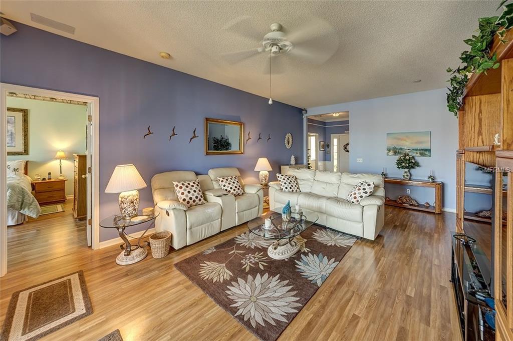 5504 47TH COURT E, BRADENTON, Florida 34203, 3 Bedrooms Bedrooms, 8 Rooms Rooms,2 BathroomsBathrooms,Residential,For sale,47TH,A4208982