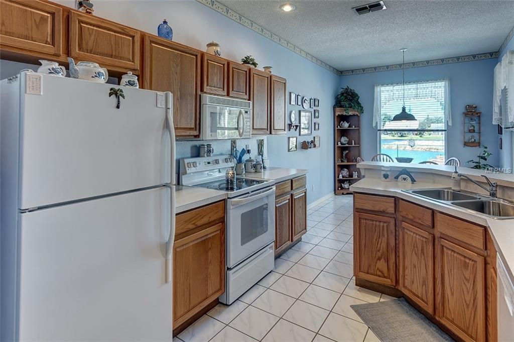 5504 47TH COURT E, BRADENTON, Florida 34203, 3 Bedrooms Bedrooms, 8 Rooms Rooms,2 BathroomsBathrooms,Residential,For sale,47TH,A4208982