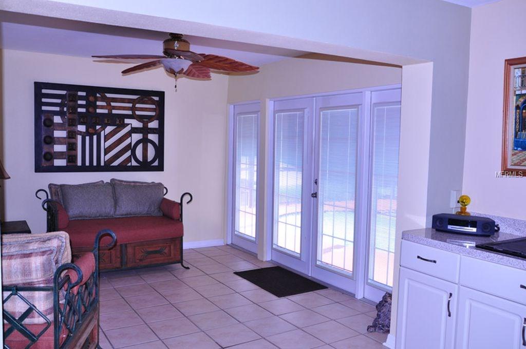 14930 CROWN DRIVE, LARGO, Florida 33774, 3 Bedrooms Bedrooms, 5 Rooms Rooms,2 BathroomsBathrooms,Residential,For sale,CROWN,G4852524