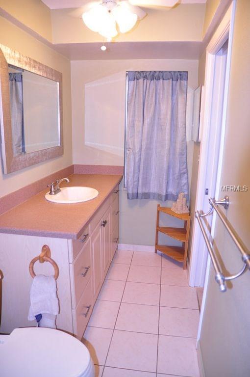 14930 CROWN DRIVE, LARGO, Florida 33774, 3 Bedrooms Bedrooms, 5 Rooms Rooms,2 BathroomsBathrooms,Residential,For sale,CROWN,G4852524