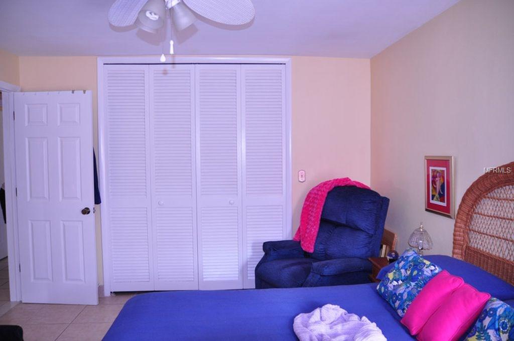 14930 CROWN DRIVE, LARGO, Florida 33774, 3 Bedrooms Bedrooms, 5 Rooms Rooms,2 BathroomsBathrooms,Residential,For sale,CROWN,G4852524