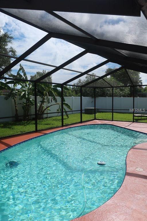 14930 CROWN DRIVE, LARGO, Florida 33774, 3 Bedrooms Bedrooms, 5 Rooms Rooms,2 BathroomsBathrooms,Residential,For sale,CROWN,G4852524