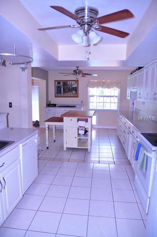 14930 CROWN DRIVE, LARGO, Florida 33774, 3 Bedrooms Bedrooms, 5 Rooms Rooms,2 BathroomsBathrooms,Residential,For sale,CROWN,G4852524