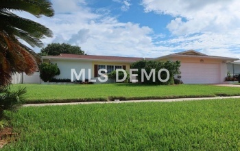 14930 CROWN DRIVE, LARGO, Florida 33774, 3 Bedrooms Bedrooms, 5 Rooms Rooms,2 BathroomsBathrooms,Residential,For sale,CROWN,G4852524