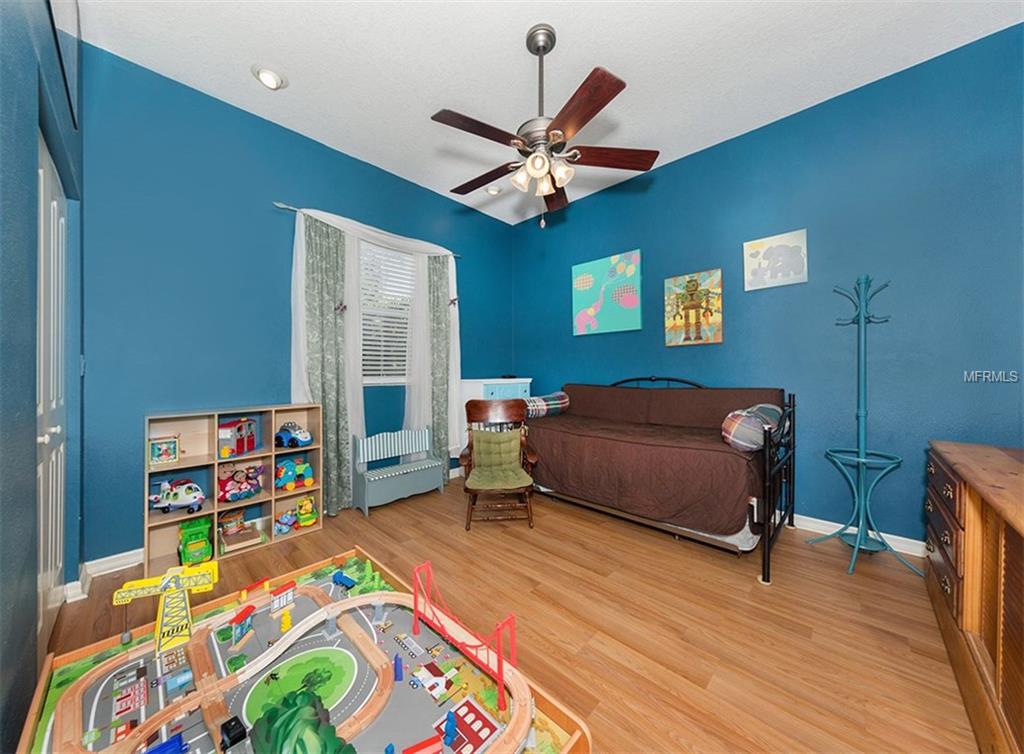 671 MAY APPLE WAY, VENICE, Florida 34293, 4 Bedrooms Bedrooms, 9 Rooms Rooms,3 BathroomsBathrooms,Residential,For sale,MAY APPLE,N5916385