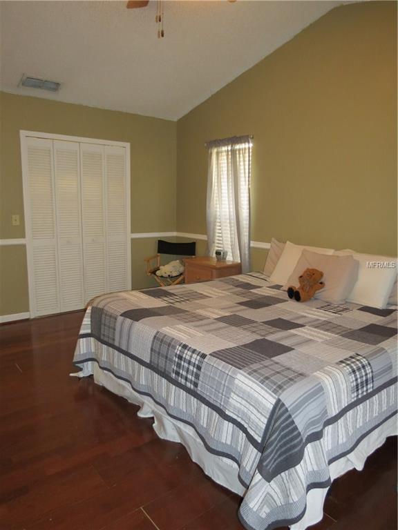 10077 CHESHUNT DRIVE, ORLANDO, Florida 32817, 3 Bedrooms Bedrooms, 5 Rooms Rooms,2 BathroomsBathrooms,Residential,For sale,CHESHUNT,O5561970