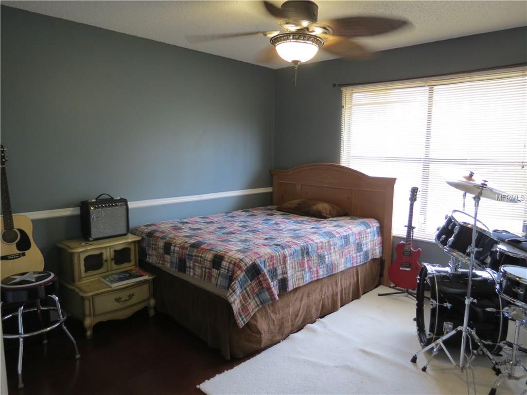 10077 CHESHUNT DRIVE, ORLANDO, Florida 32817, 3 Bedrooms Bedrooms, 5 Rooms Rooms,2 BathroomsBathrooms,Residential,For sale,CHESHUNT,O5561970