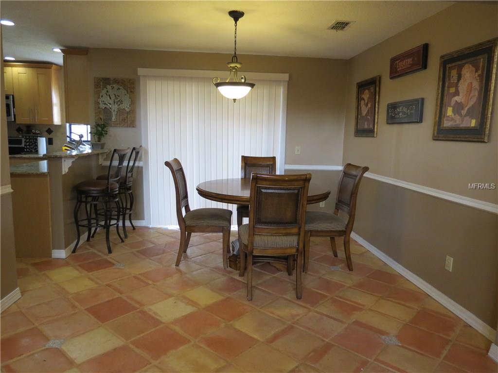 10077 CHESHUNT DRIVE, ORLANDO, Florida 32817, 3 Bedrooms Bedrooms, 5 Rooms Rooms,2 BathroomsBathrooms,Residential,For sale,CHESHUNT,O5561970