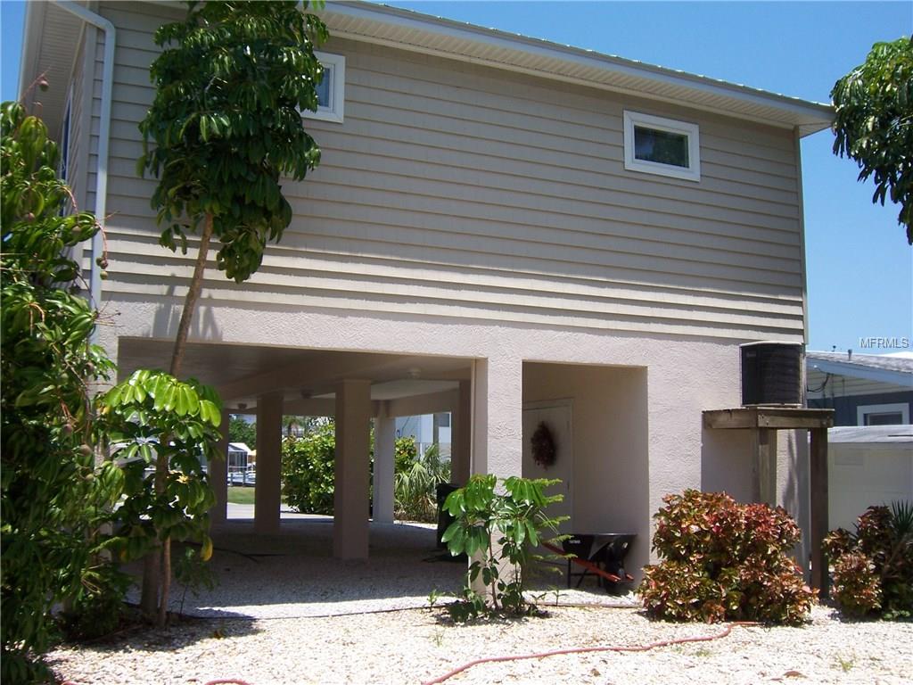 221 S HARBOR DRIVE, HOLMES BEACH, Florida 34217, 2 Bedrooms Bedrooms, 1 Room Rooms,2 BathroomsBathrooms,Rental,For Rent,HARBOR,A4209585