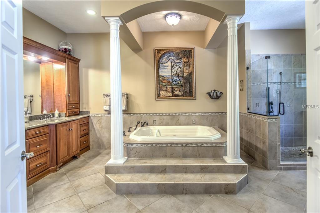 1009 CENTERBROOK DRIVE, BRANDON, Florida 33511, 5 Bedrooms Bedrooms, 5 Rooms Rooms,3 BathroomsBathrooms,Residential,For sale,CENTERBROOK,T2912780