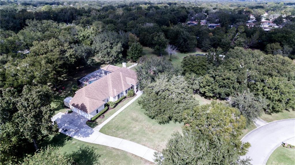 1009 CENTERBROOK DRIVE, BRANDON, Florida 33511, 5 Bedrooms Bedrooms, 5 Rooms Rooms,3 BathroomsBathrooms,Residential,For sale,CENTERBROOK,T2912780