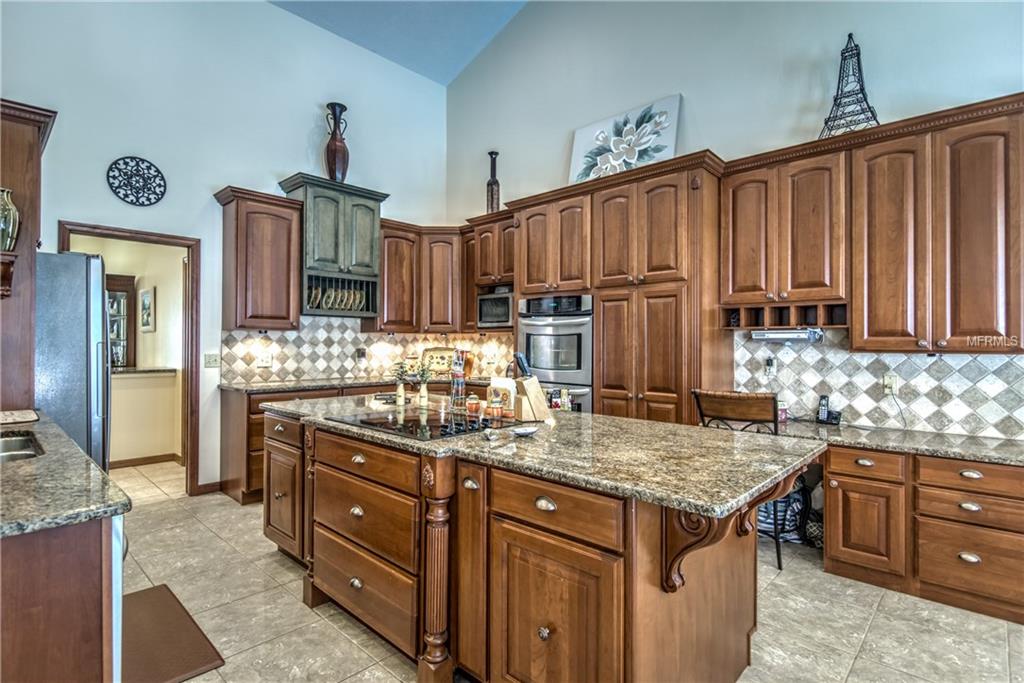 1009 CENTERBROOK DRIVE, BRANDON, Florida 33511, 5 Bedrooms Bedrooms, 5 Rooms Rooms,3 BathroomsBathrooms,Residential,For sale,CENTERBROOK,T2912780