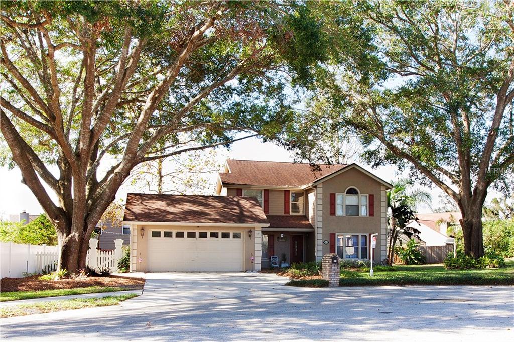 412 LOBLOLLY COURT, LONGWOOD, Florida 32750, 4 Bedrooms Bedrooms, 7 Rooms Rooms,2 BathroomsBathrooms,Residential,For sale,LOBLOLLY,V4721690