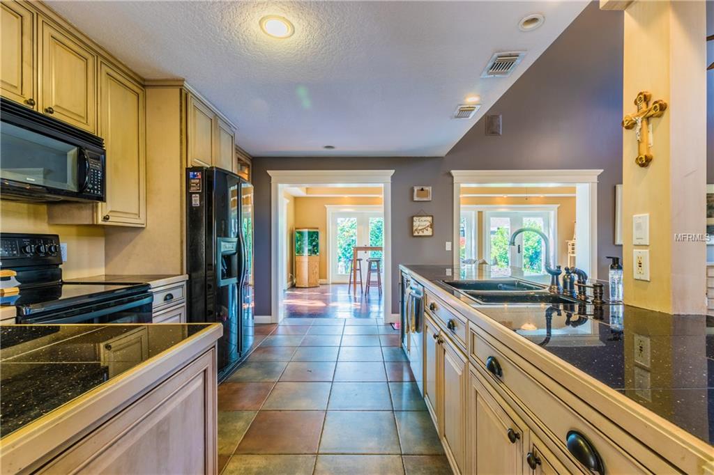 412 LOBLOLLY COURT, LONGWOOD, Florida 32750, 4 Bedrooms Bedrooms, 7 Rooms Rooms,2 BathroomsBathrooms,Residential,For sale,LOBLOLLY,V4721690