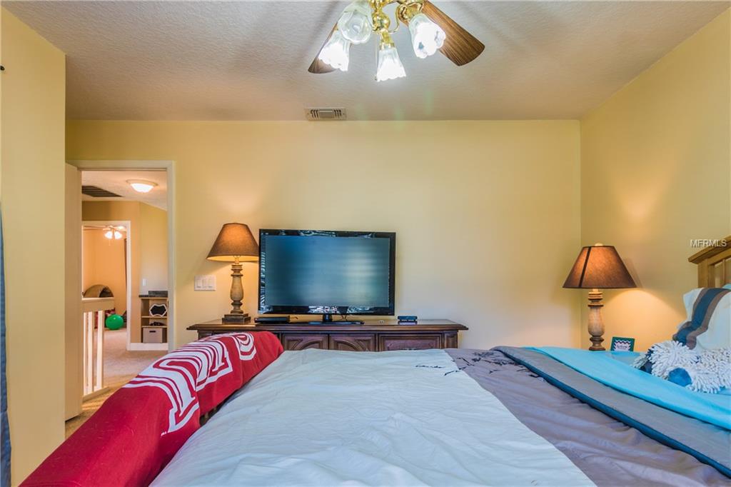 412 LOBLOLLY COURT, LONGWOOD, Florida 32750, 4 Bedrooms Bedrooms, 7 Rooms Rooms,2 BathroomsBathrooms,Residential,For sale,LOBLOLLY,V4721690