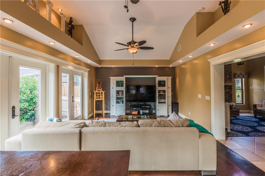 412 LOBLOLLY COURT, LONGWOOD, Florida 32750, 4 Bedrooms Bedrooms, 7 Rooms Rooms,2 BathroomsBathrooms,Residential,For sale,LOBLOLLY,V4721690