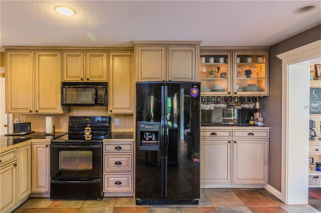 412 LOBLOLLY COURT, LONGWOOD, Florida 32750, 4 Bedrooms Bedrooms, 7 Rooms Rooms,2 BathroomsBathrooms,Residential,For sale,LOBLOLLY,V4721690