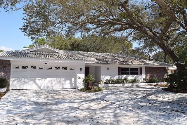 1931 BROOKHAVEN DRIVE, SARASOTA, Florida 34239, 4 Bedrooms Bedrooms, 8 Rooms Rooms,3 BathroomsBathrooms,Residential,For sale,BROOKHAVEN,A4203546