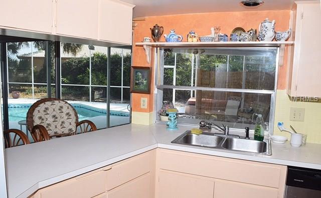 1931 BROOKHAVEN DRIVE, SARASOTA, Florida 34239, 4 Bedrooms Bedrooms, 8 Rooms Rooms,3 BathroomsBathrooms,Residential,For sale,BROOKHAVEN,A4203546