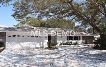 1931 BROOKHAVEN DRIVE, SARASOTA, Florida 34239, 4 Bedrooms Bedrooms, 8 Rooms Rooms,3 BathroomsBathrooms,Residential,For sale,BROOKHAVEN,A4203546