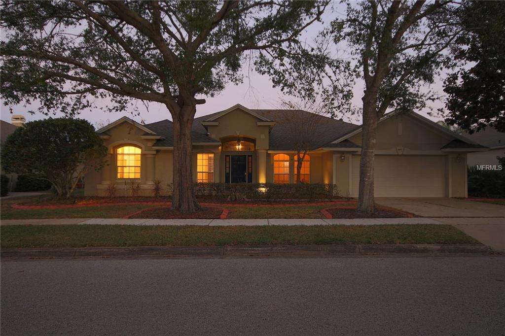544 WILMINGTON CIRCLE, OVIEDO, Florida 32765, 5 Bedrooms Bedrooms, 9 Rooms Rooms,3 BathroomsBathrooms,Residential,For sale,WILMINGTON,O5555295