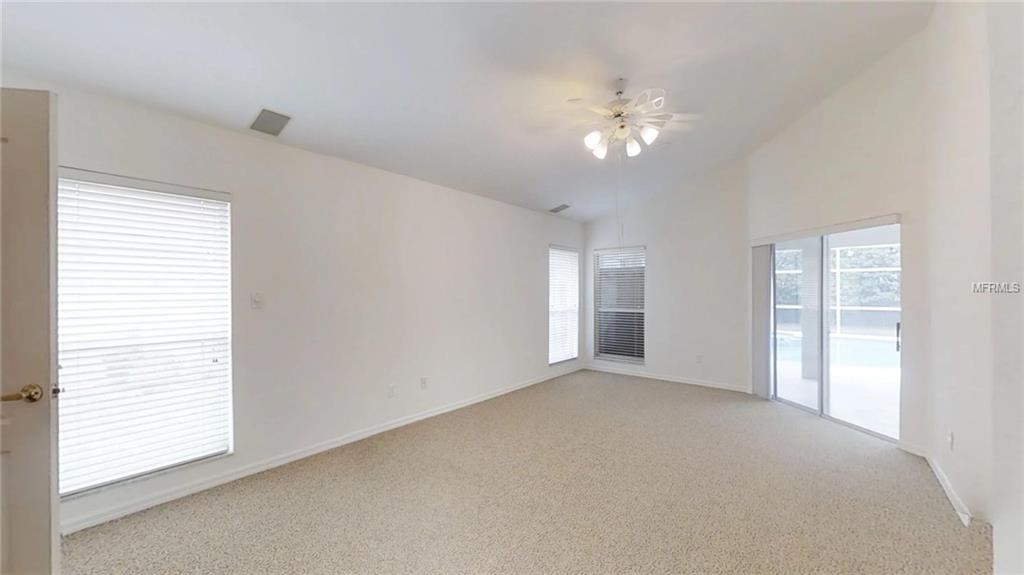 544 WILMINGTON CIRCLE, OVIEDO, Florida 32765, 5 Bedrooms Bedrooms, 9 Rooms Rooms,3 BathroomsBathrooms,Residential,For sale,WILMINGTON,O5555295