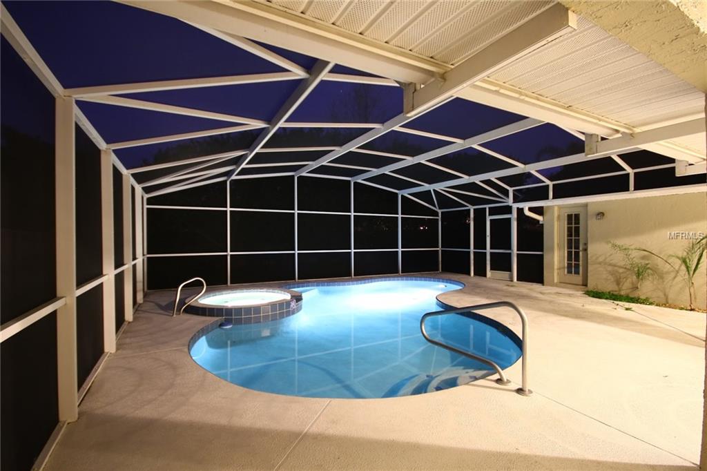 544 WILMINGTON CIRCLE, OVIEDO, Florida 32765, 5 Bedrooms Bedrooms, 9 Rooms Rooms,3 BathroomsBathrooms,Residential,For sale,WILMINGTON,O5555295