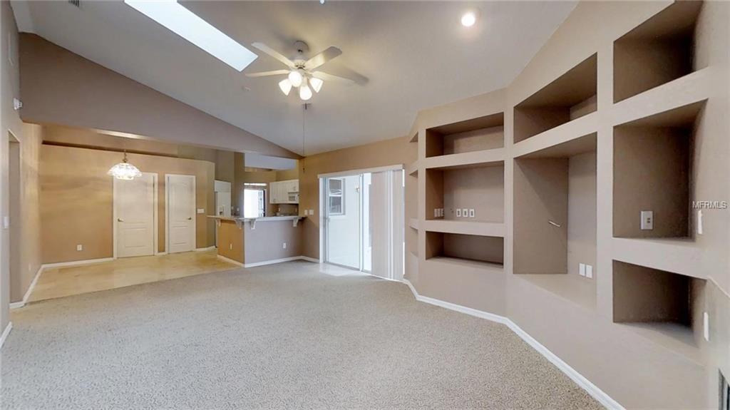 544 WILMINGTON CIRCLE, OVIEDO, Florida 32765, 5 Bedrooms Bedrooms, 9 Rooms Rooms,3 BathroomsBathrooms,Residential,For sale,WILMINGTON,O5555295