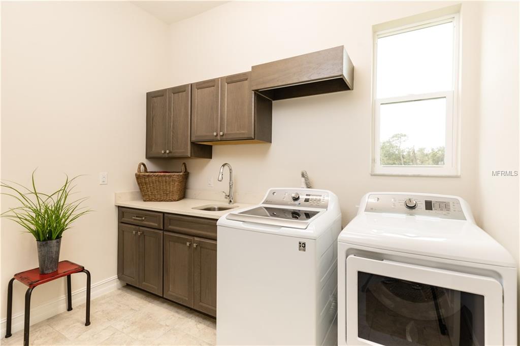 2988 BREEZY MEADOWS, CLEARWATER, Florida 33760, 3 Bedrooms Bedrooms, 6 Rooms Rooms,2 BathroomsBathrooms,Residential,For sale,BREEZY MEADOWS,U7844137