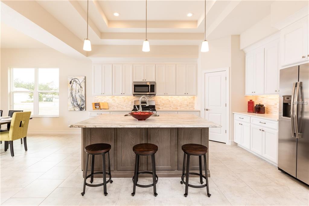 2988 BREEZY MEADOWS, CLEARWATER, Florida 33760, 3 Bedrooms Bedrooms, 6 Rooms Rooms,2 BathroomsBathrooms,Residential,For sale,BREEZY MEADOWS,U7844137