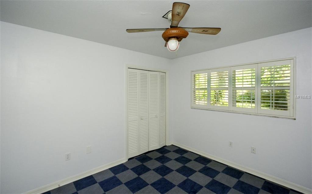 2133 ORIOLE DRIVE, SARASOTA, Florida 34239, 4 Bedrooms Bedrooms, 9 Rooms Rooms,3 BathroomsBathrooms,Residential,For sale,ORIOLE,A4207365