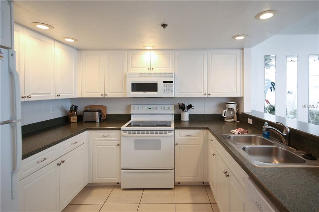 2400 N BEACH ROAD, ENGLEWOOD, Florida 34223, 3 Bedrooms Bedrooms, 7 Rooms Rooms,2 BathroomsBathrooms,Residential,For sale,BEACH,D5922834