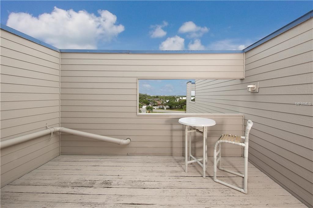 2400 N BEACH ROAD, ENGLEWOOD, Florida 34223, 3 Bedrooms Bedrooms, 7 Rooms Rooms,2 BathroomsBathrooms,Residential,For sale,BEACH,D5922834