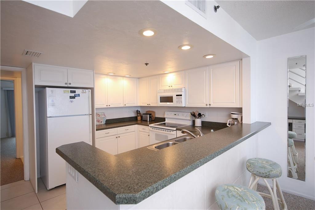 2400 N BEACH ROAD, ENGLEWOOD, Florida 34223, 3 Bedrooms Bedrooms, 7 Rooms Rooms,2 BathroomsBathrooms,Residential,For sale,BEACH,D5922834