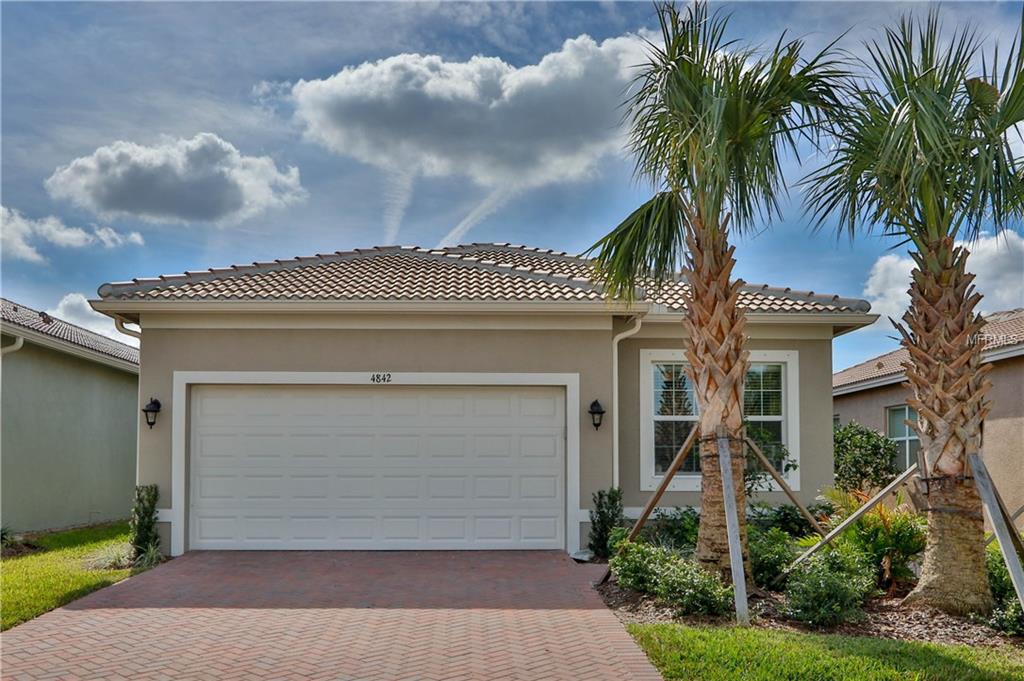 4842 SANDY GLEN WAY, WIMAUMA, Florida 33598, 2 Bedrooms Bedrooms, 6 Rooms Rooms,2 BathroomsBathrooms,Residential,For sale,SANDY GLEN,T2928361