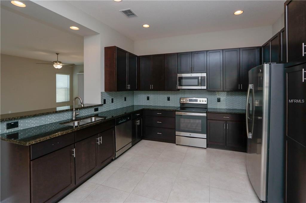 4842 SANDY GLEN WAY, WIMAUMA, Florida 33598, 2 Bedrooms Bedrooms, 6 Rooms Rooms,2 BathroomsBathrooms,Residential,For sale,SANDY GLEN,T2928361