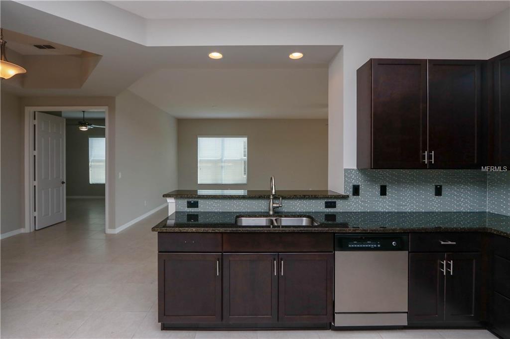 4842 SANDY GLEN WAY, WIMAUMA, Florida 33598, 2 Bedrooms Bedrooms, 6 Rooms Rooms,2 BathroomsBathrooms,Residential,For sale,SANDY GLEN,T2928361