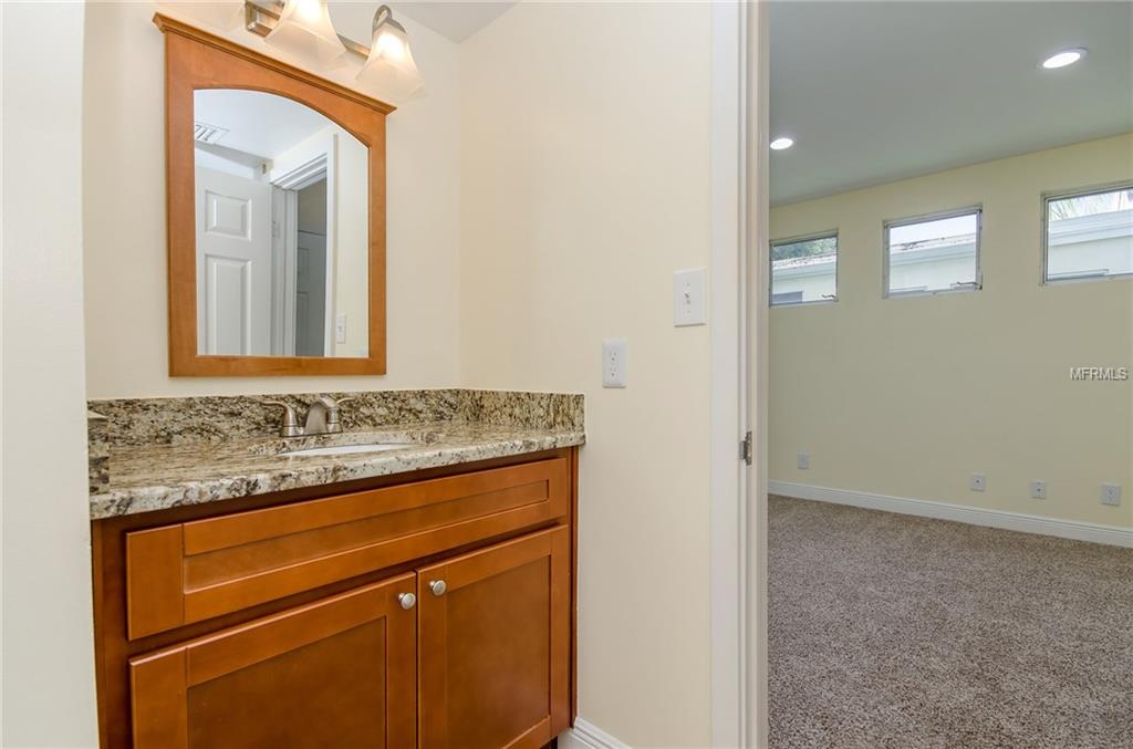 3408 W SAN JUAN STREET, TAMPA, Florida 33629, 2 Bedrooms Bedrooms, 4 Rooms Rooms,2 BathroomsBathrooms,Residential,For sale,SAN JUAN,T2900273