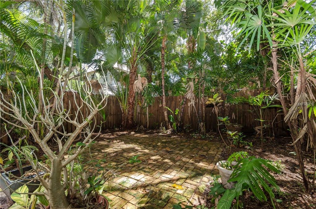 3408 W SAN JUAN STREET, TAMPA, Florida 33629, 2 Bedrooms Bedrooms, 4 Rooms Rooms,2 BathroomsBathrooms,Residential,For sale,SAN JUAN,T2900273