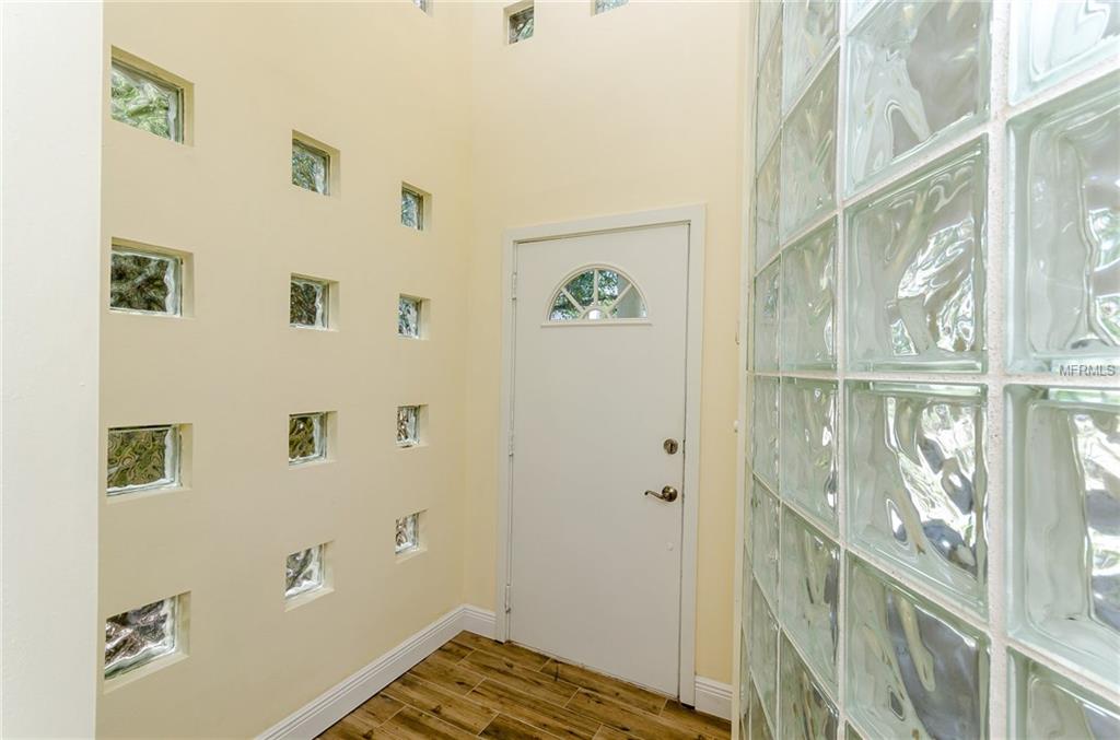 3408 W SAN JUAN STREET, TAMPA, Florida 33629, 2 Bedrooms Bedrooms, 4 Rooms Rooms,2 BathroomsBathrooms,Residential,For sale,SAN JUAN,T2900273