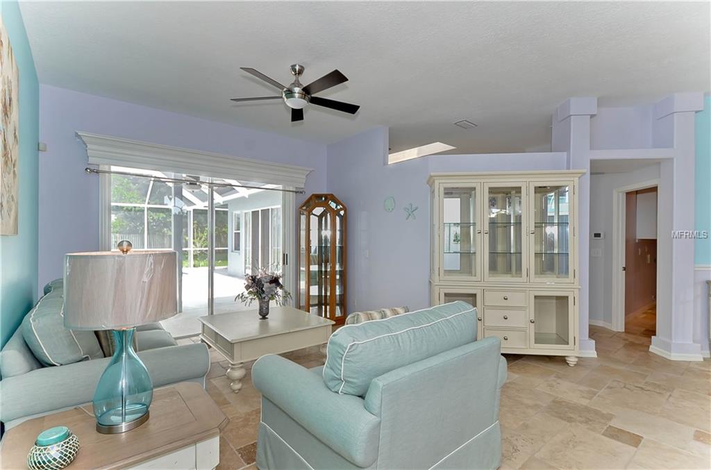 17009 WINNERS CIRCLE, ODESSA, Florida 33556, 4 Bedrooms Bedrooms, 9 Rooms Rooms,3 BathroomsBathrooms,Residential,For sale,WINNERS,T2905953