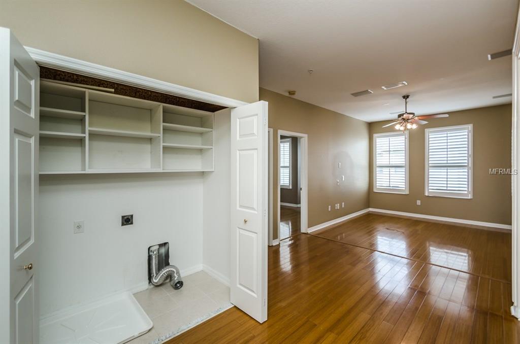 4339 SPINNAKER COVE LANE, TAMPA, Florida 33615, 3 Bedrooms Bedrooms, 6 Rooms Rooms,3 BathroomsBathrooms,Residential,For sale,SPINNAKER COVE,U7843483