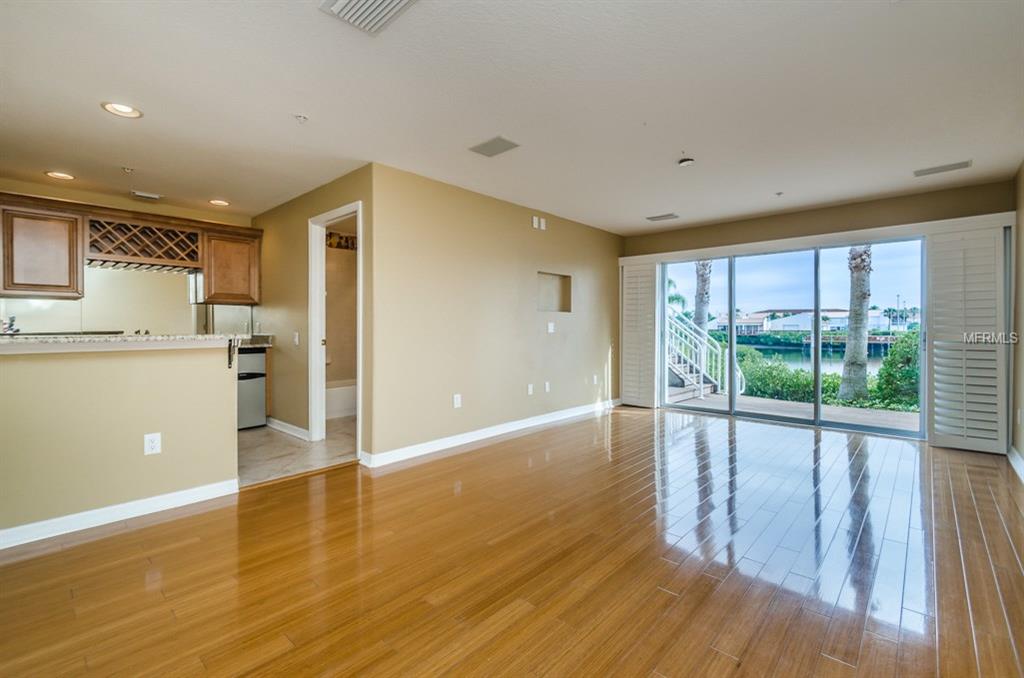 4339 SPINNAKER COVE LANE, TAMPA, Florida 33615, 3 Bedrooms Bedrooms, 6 Rooms Rooms,3 BathroomsBathrooms,Residential,For sale,SPINNAKER COVE,U7843483