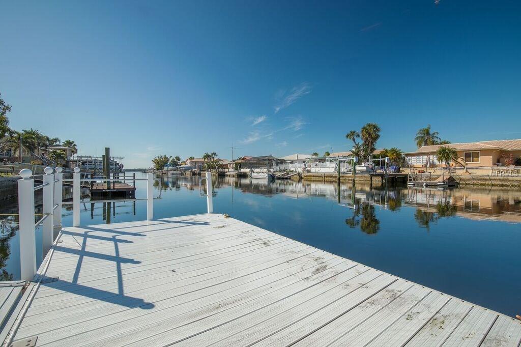 5025 CABRILLA COURT, NEW PORT RICHEY, Florida 34652, 3 Bedrooms Bedrooms, 3 Rooms Rooms,3 BathroomsBathrooms,Residential,For sale,CABRILLA,U7844142