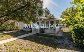 1130 26TH AVENUE N, ST PETERSBURG, Florida 33704, 2 Bedrooms Bedrooms, 5 Rooms Rooms,2 BathroomsBathrooms,Residential,For sale,26TH,U7844798