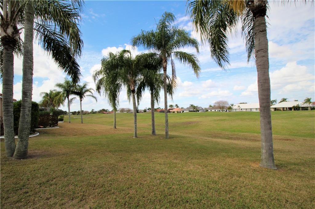 2240 NEW BEDFORD DRIVE, SUN CITY CENTER, Florida 33573, 3 Bedrooms Bedrooms, 6 Rooms Rooms,2 BathroomsBathrooms,Residential,For sale,NEW BEDFORD,T2927153