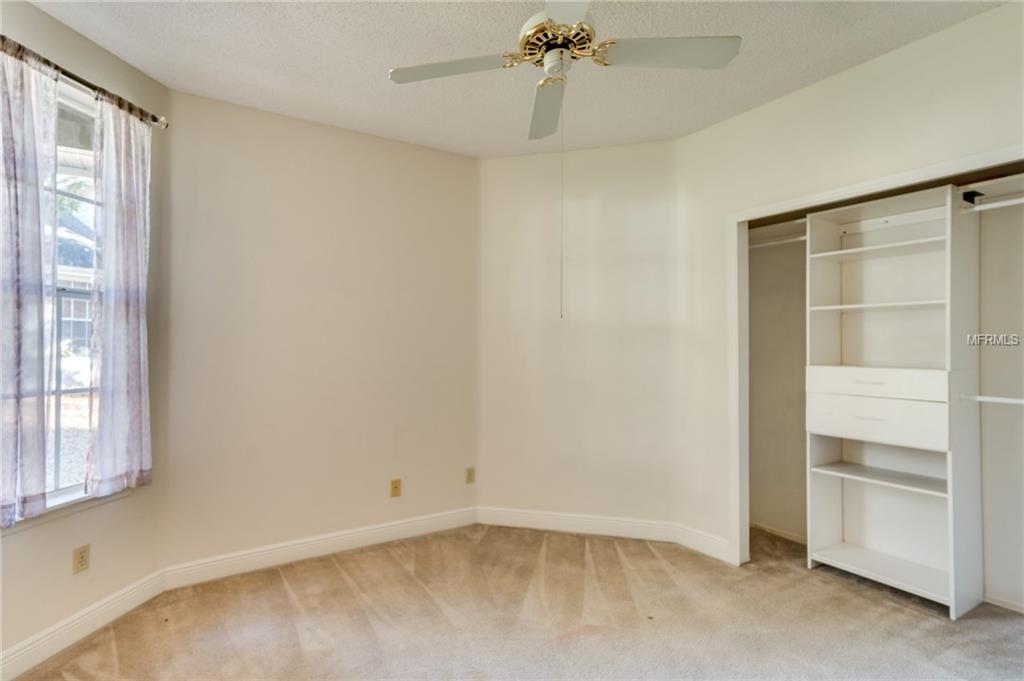 2711 GRANTHAM COURT, ORLANDO, Florida 32835, 3 Bedrooms Bedrooms, 7 Rooms Rooms,2 BathroomsBathrooms,Residential,For sale,GRANTHAM,O5561230