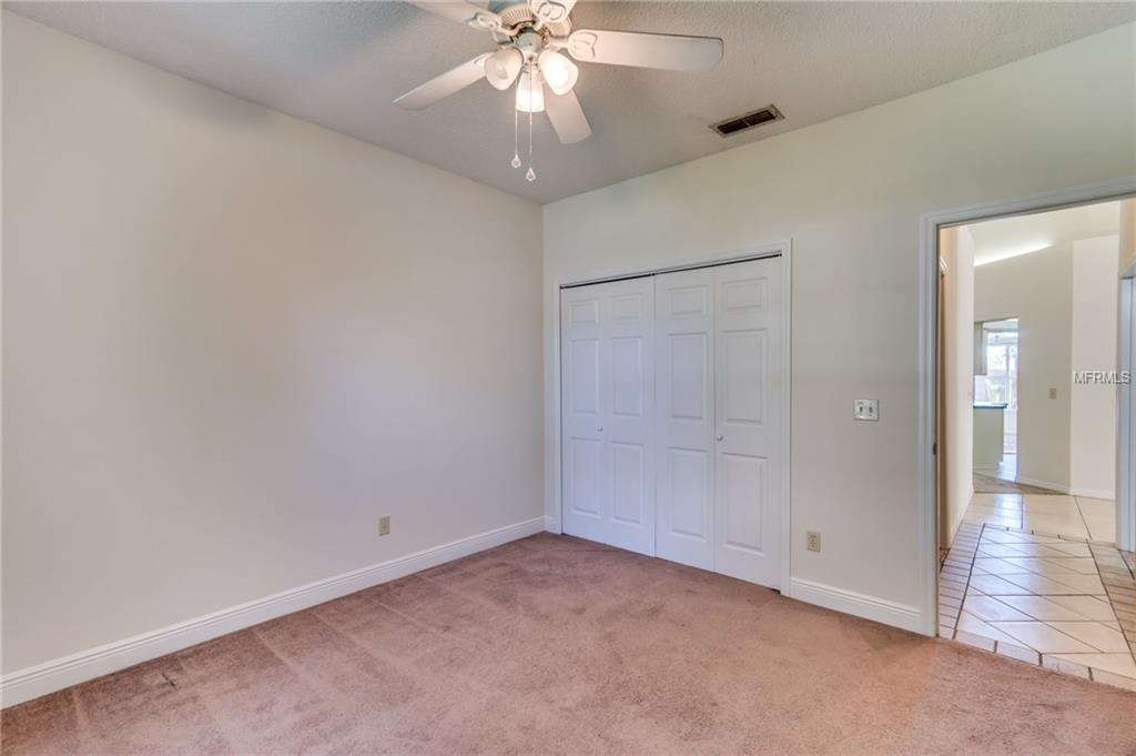 2711 GRANTHAM COURT, ORLANDO, Florida 32835, 3 Bedrooms Bedrooms, 7 Rooms Rooms,2 BathroomsBathrooms,Residential,For sale,GRANTHAM,O5561230